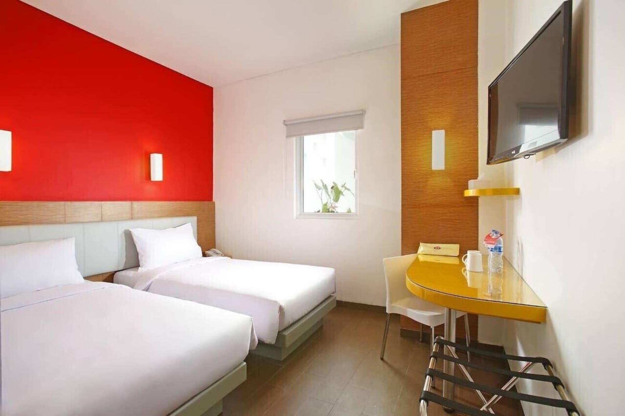 Amaris Hotel Sunset Road - Bali Кута Екстериор снимка