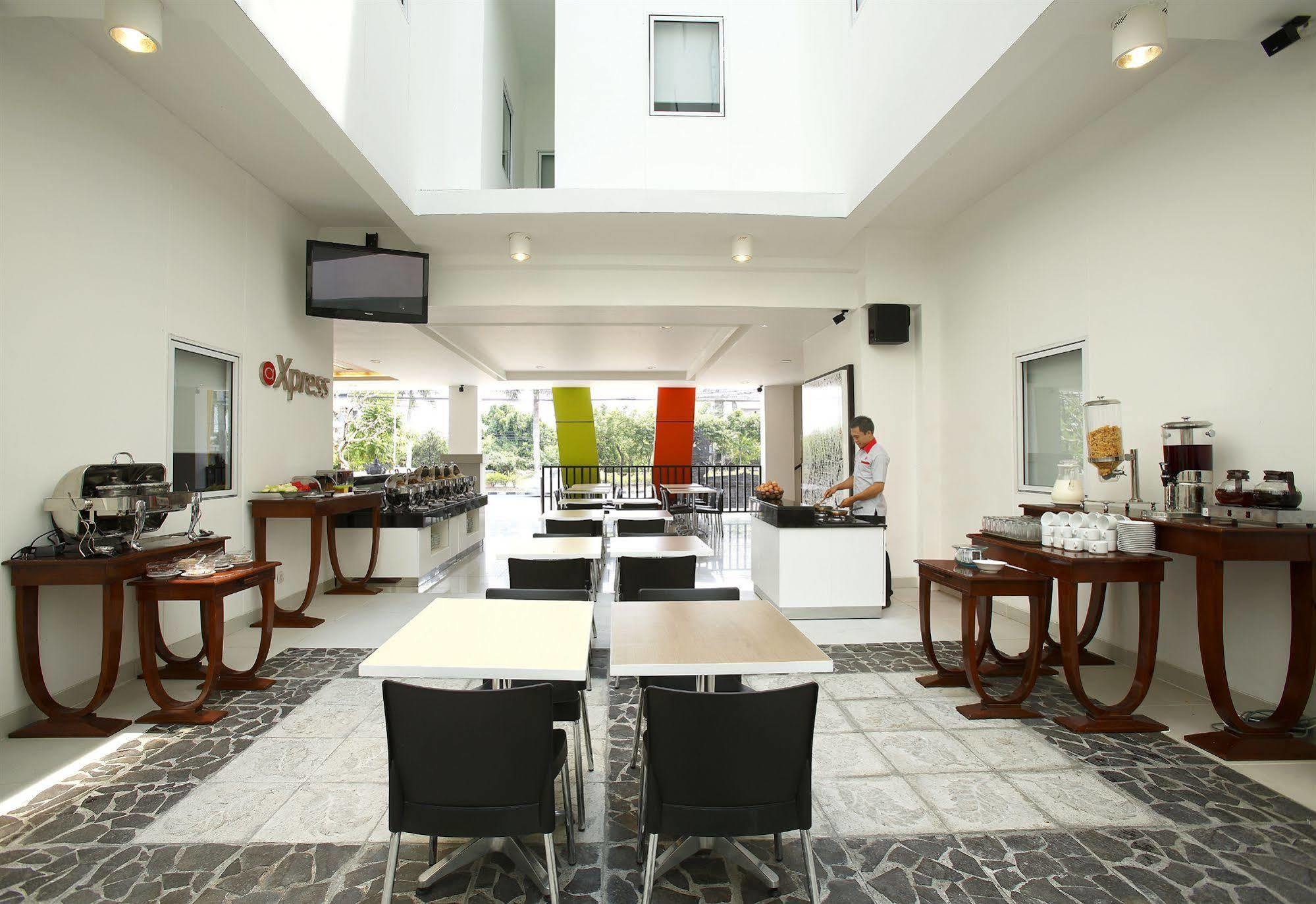 Amaris Hotel Sunset Road - Bali Кута Екстериор снимка